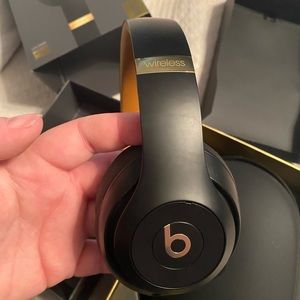 Beats studio wireless